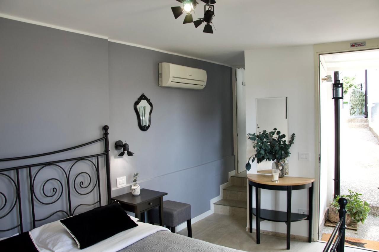 Villa Volli Three Rooms อากริเจนโต ภายนอก รูปภาพ